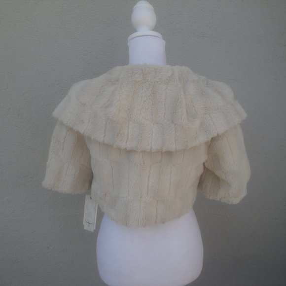 Bloomingdale's Acqua Outerwear Cropped Jacket Ecru Beige XS NEW with tags - Picture 3 of 7